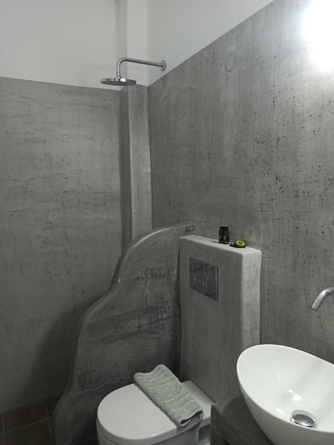 Lefkothea Hotel Kamári Buitenkant foto