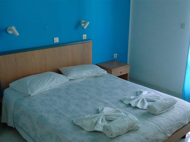 Lefkothea Hotel Kamári Buitenkant foto